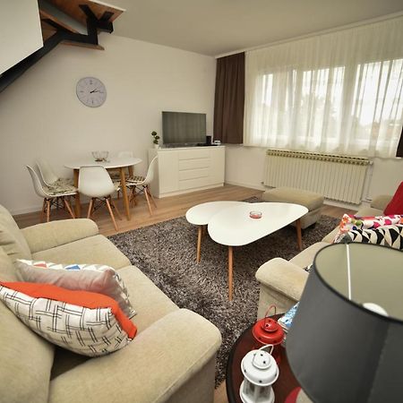 Appartamento Apartman Slatki Dom 1 Sarajevo Esterno foto